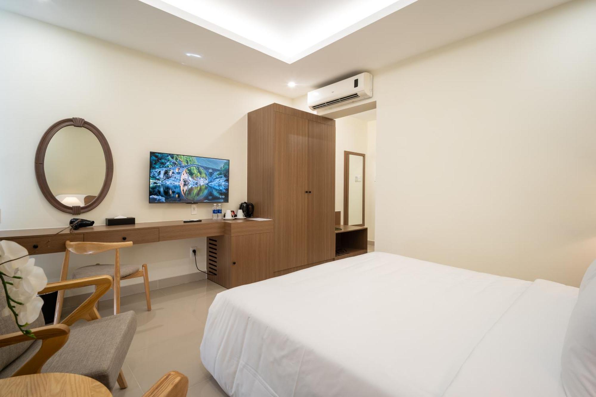 The Hub Hotel - Airport Ho Chi Minh City Exterior photo